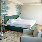 Hotel Seehotel - Dorf Am Niedernberg