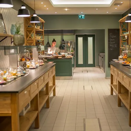 Hotel Seehotel - Dorf Am Niedernberg