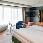 Seehotel - Dorf Am Hotel Niedernberg