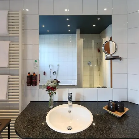 Szálloda Seehotel - Dorf Am Niedernberg