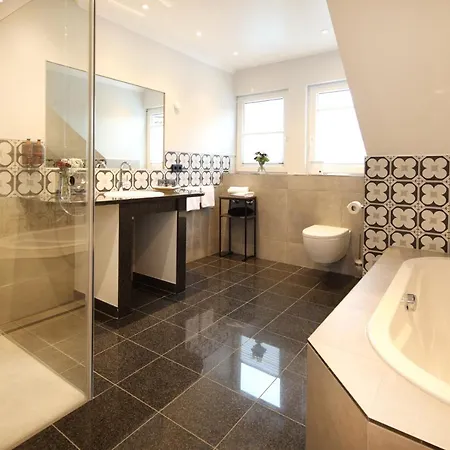 Seehotel - Dorf Am 4*