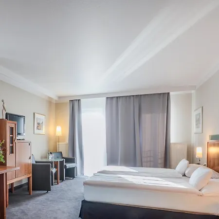 ホテル Seehotel - Dorf Am 4*
