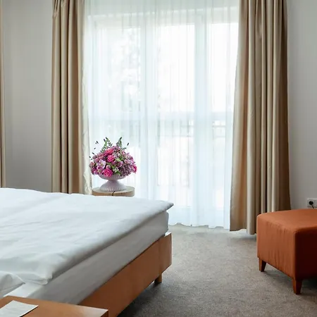 Seehotel - Dorf Am Hotell Niedernberg