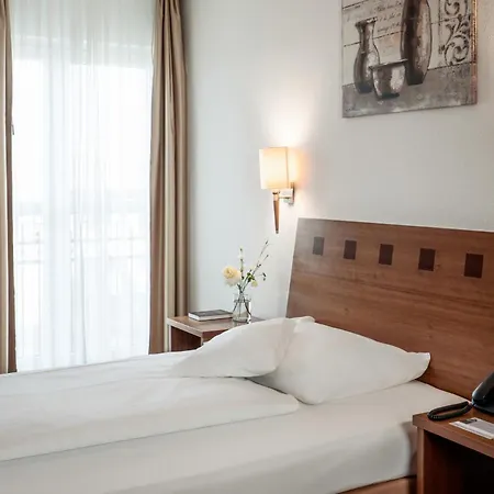 Seehotel - Dorf Am 4* Niedernberg