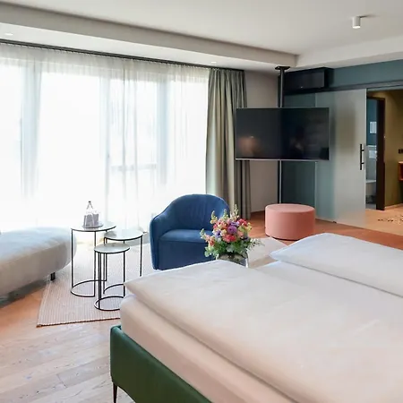 Seehotel - Dorf Am ホテル Niedernberg