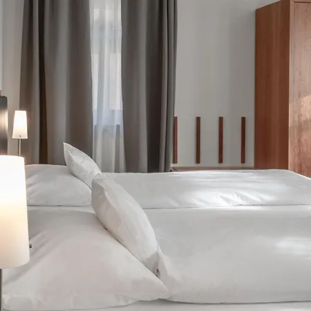Seehotel - Dorf Am 4*