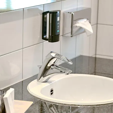 Seehotel - Dorf Am 4*