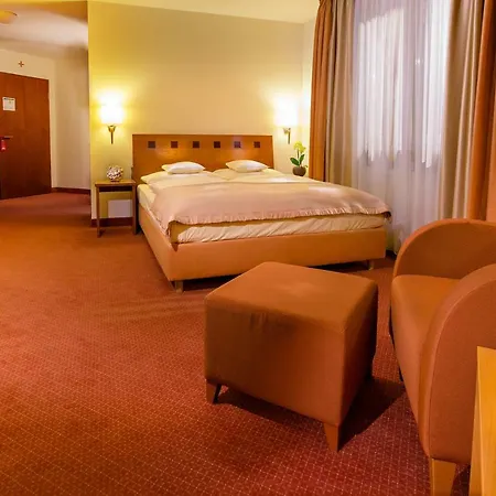 Seehotel - Dorf Am 4*